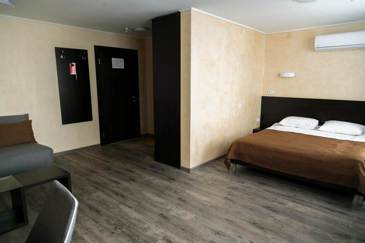 Tourist Hotel Kharkov Ngoại thất bức ảnh
