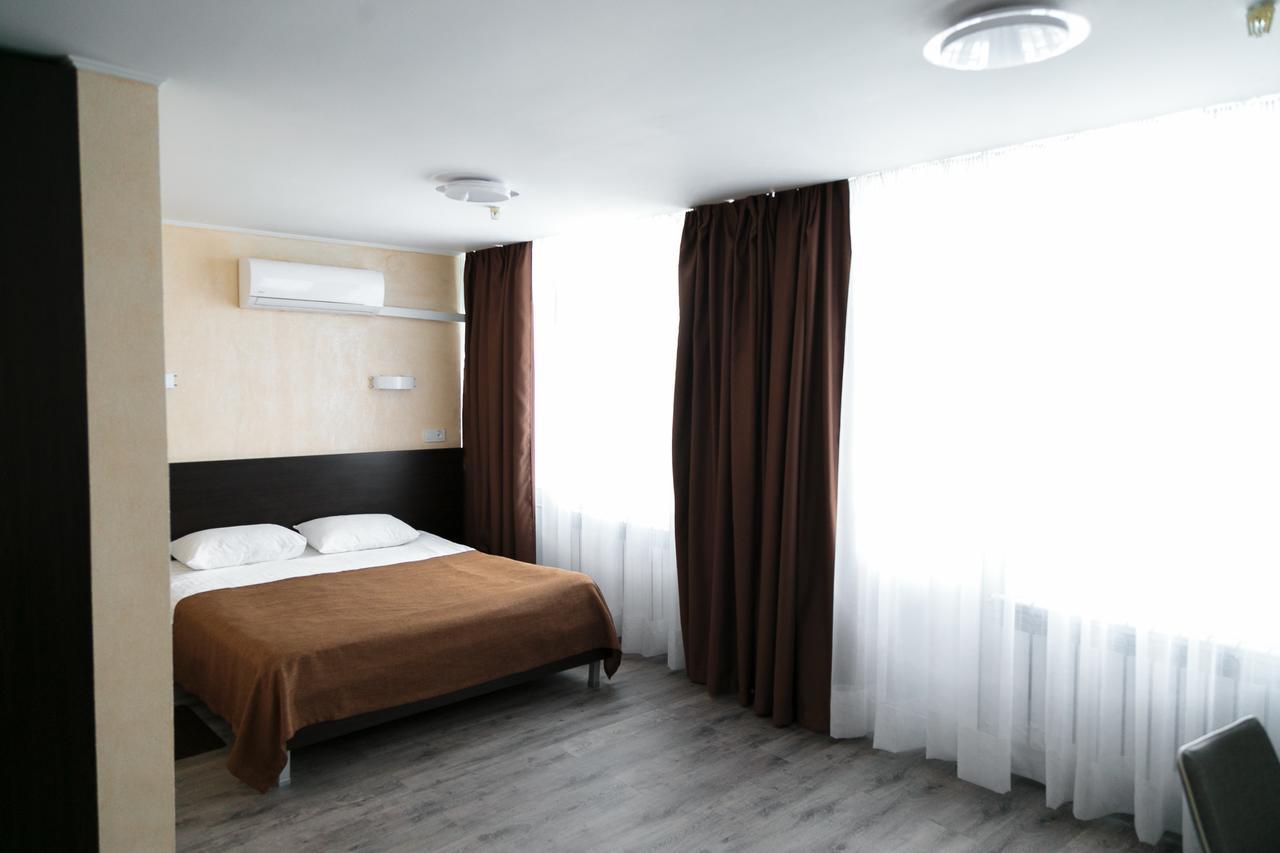 Tourist Hotel Kharkov Ngoại thất bức ảnh