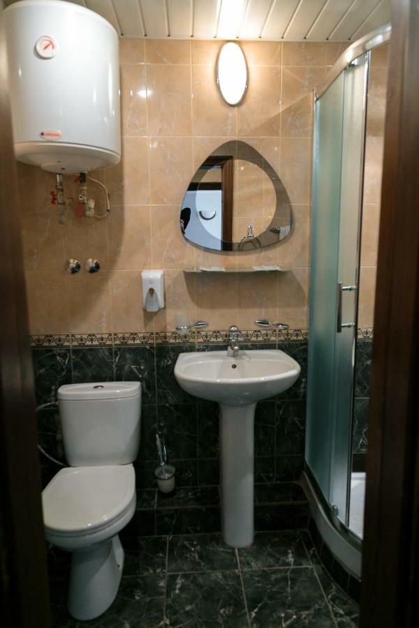 Tourist Hotel Kharkov Ngoại thất bức ảnh
