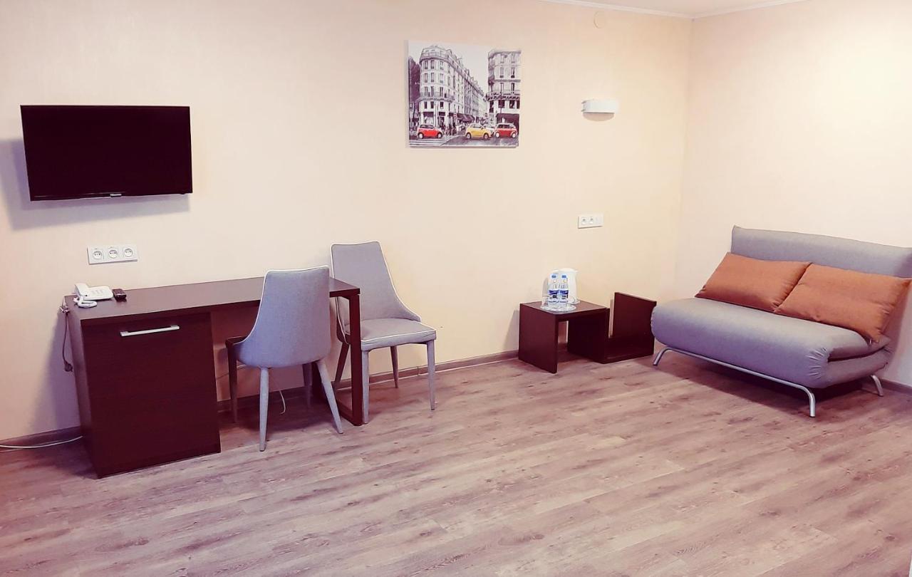 Tourist Hotel Kharkov Ngoại thất bức ảnh